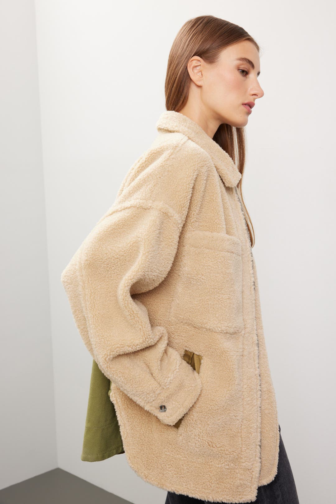 【新品】aere sheer tumbler jacket 36 ベージュ 新品】aere sheer tumbler jacket 36 ベージュ 新品】aere sheer