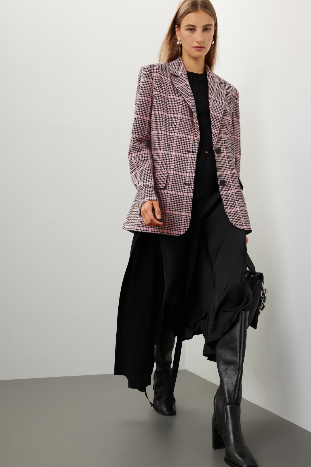 Oversized Houndstooth Blazer by Endless Rose | Rent the Runway