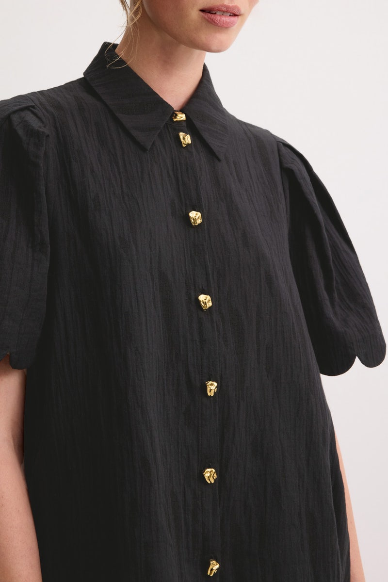 Marabelle Solid Scalloped Shirt by Hofmann Copenhagen - Photo 3