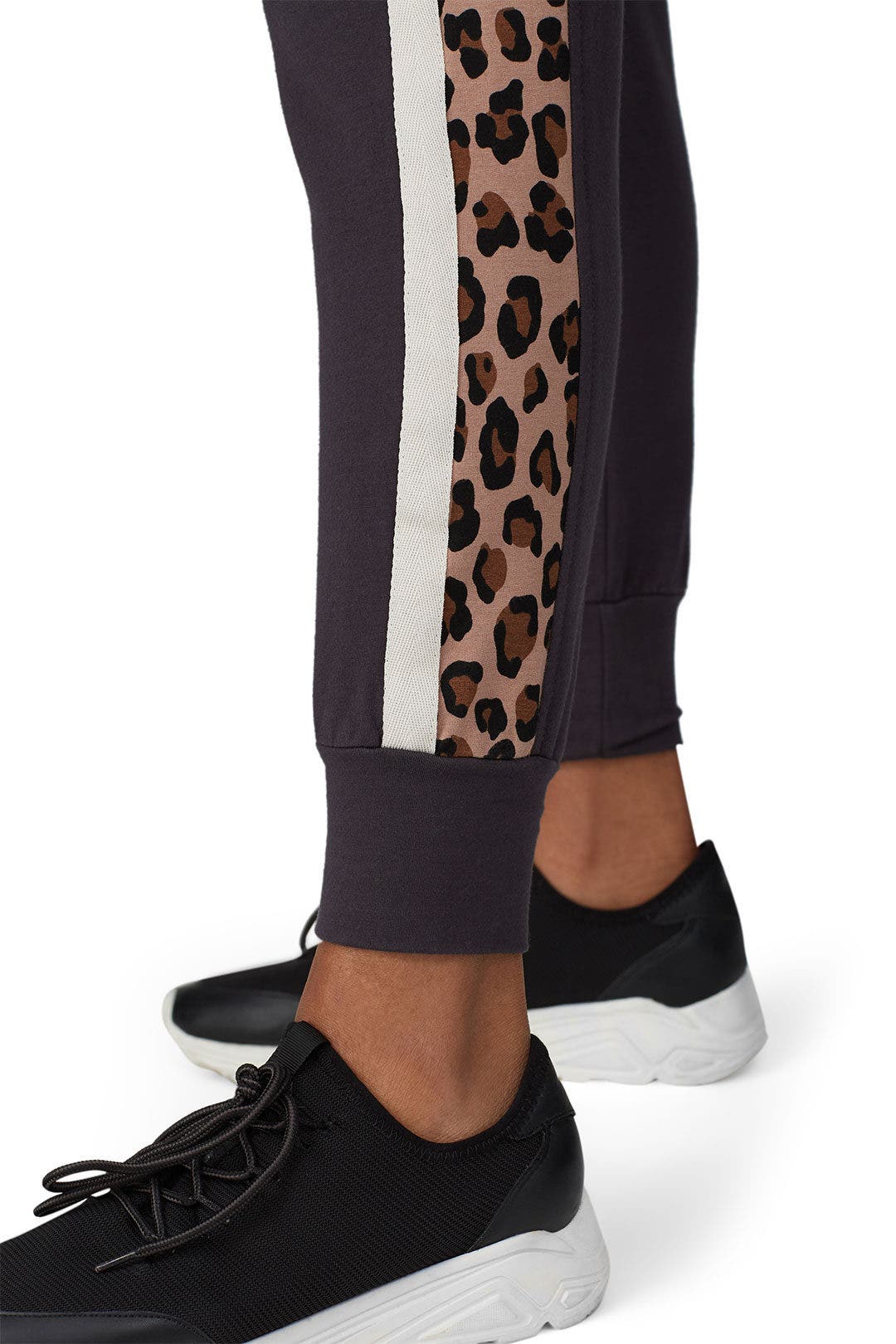 Leopard Sporty Maternity Sweatpants by MONROW 3