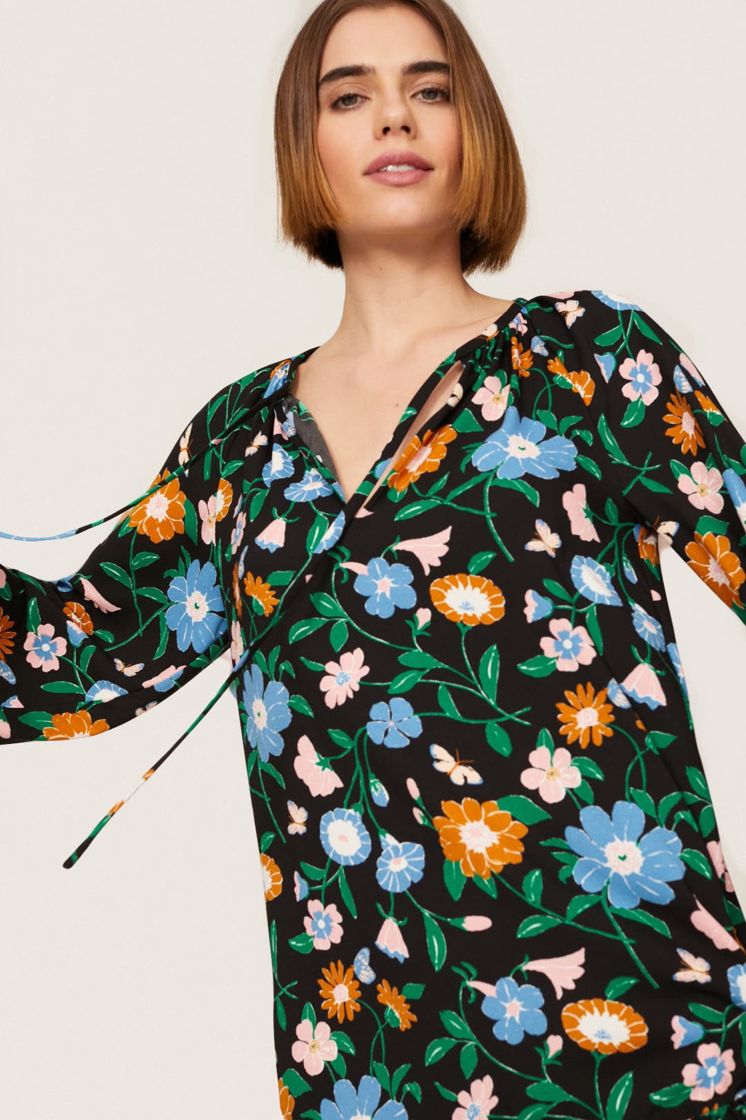 【Kate Spade】Painterly Bouquet Tiered Midi Dress ◆国内発送 Summer Flowers Tiered Dress by kate spade new york | Rent