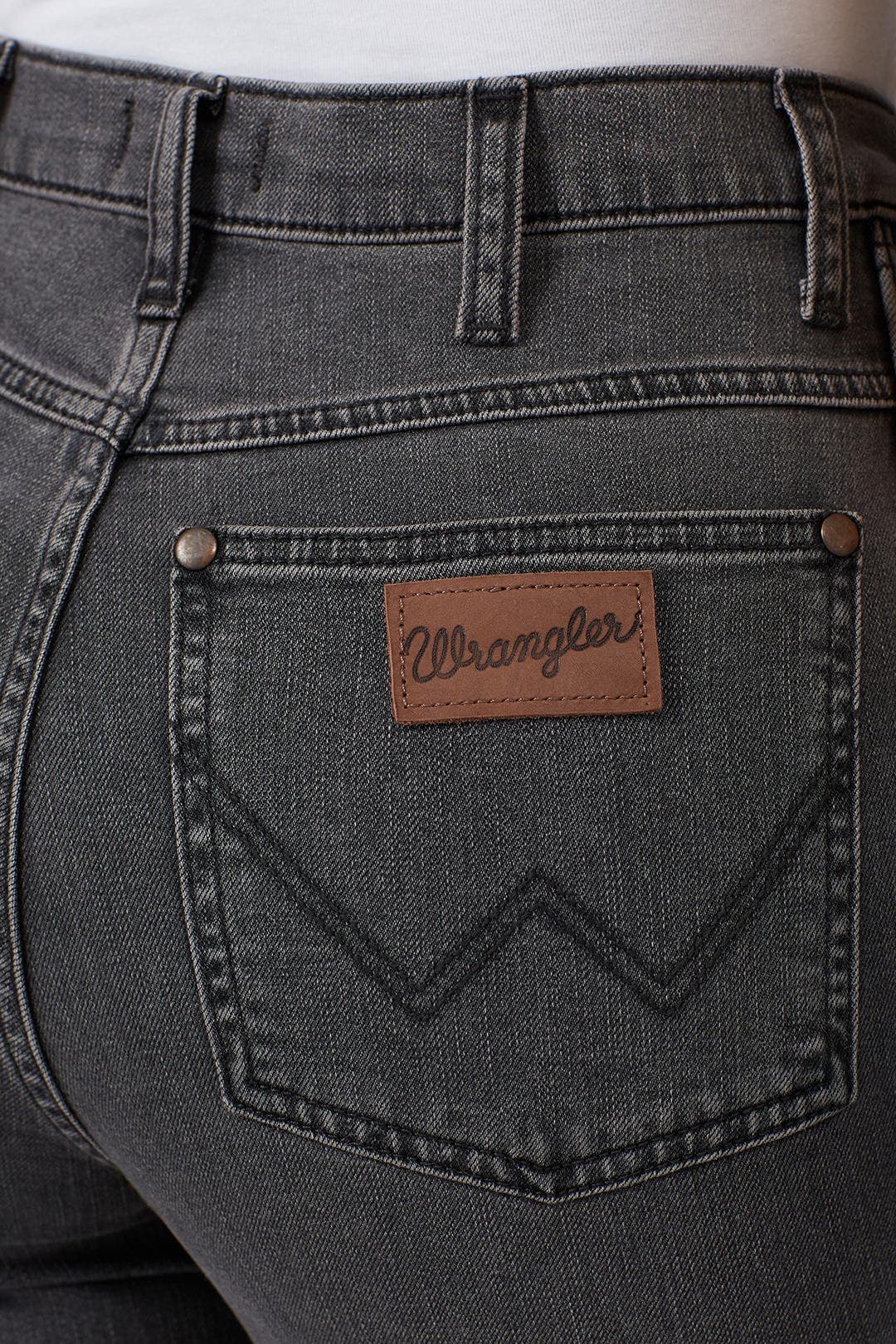Onyx Heritage Jeans by WRANGLER 3