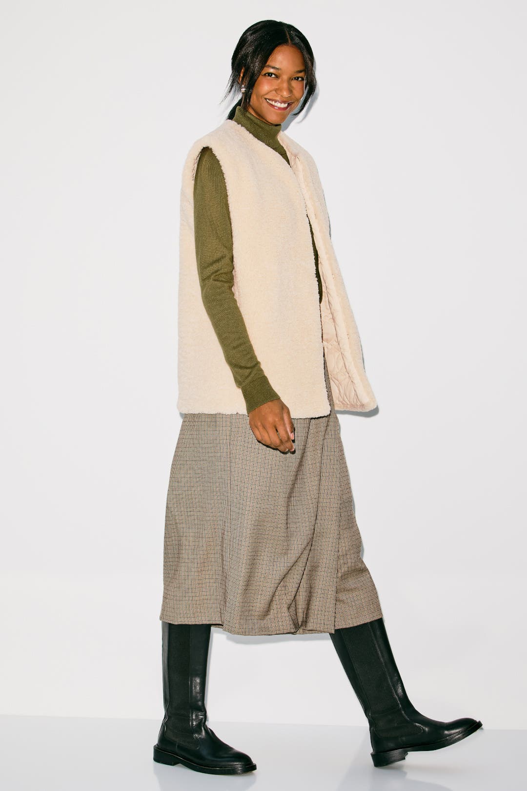 Dove Faux Shearling Vest by Sandy Liang | Rent the Runway
