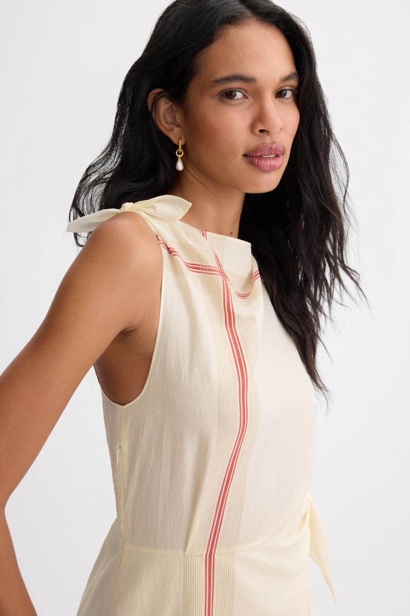 Handkerchief Stripe Wrap Dress by VINCE. - Photo 3