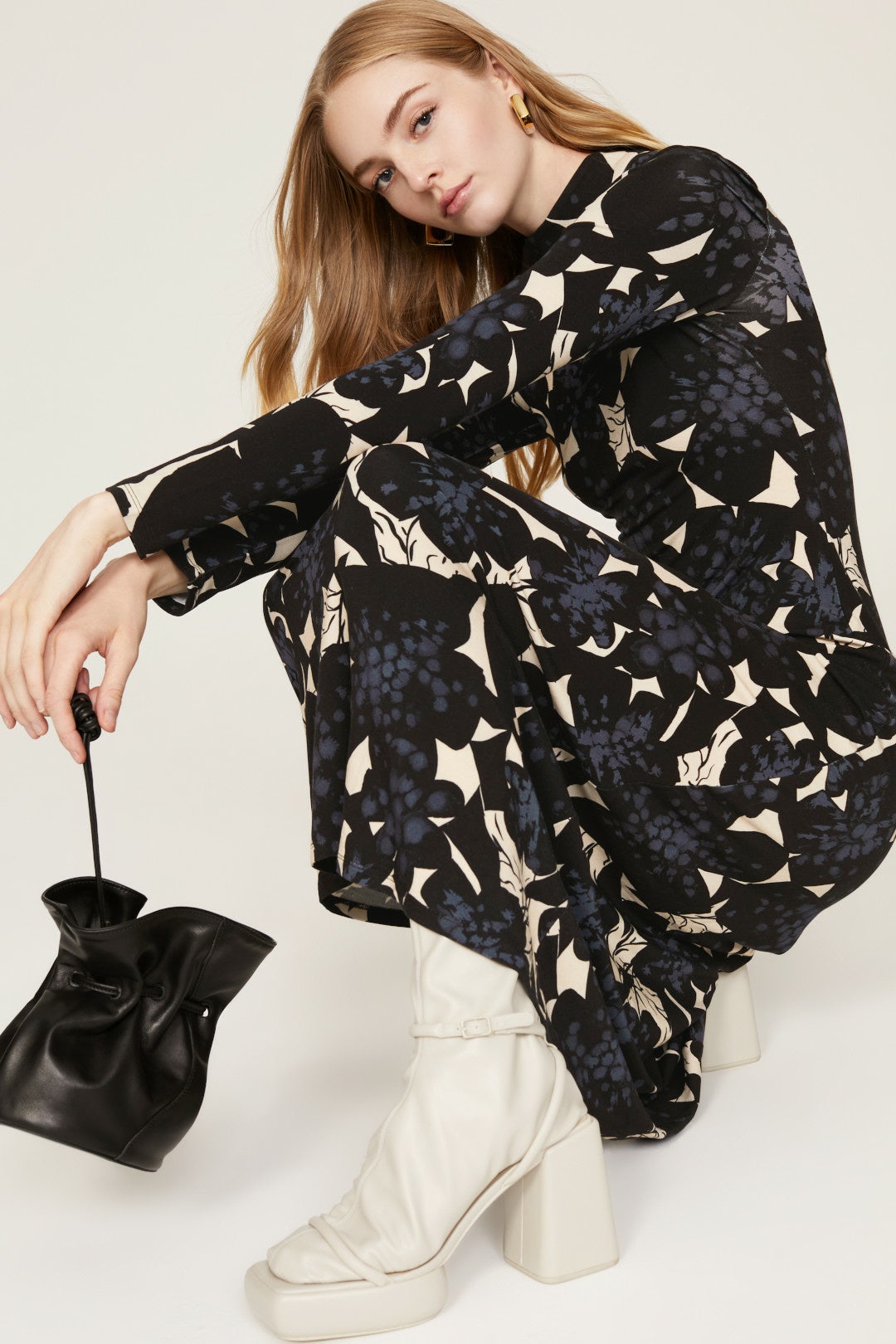 Speculus Dress by Untitled in Motion 3