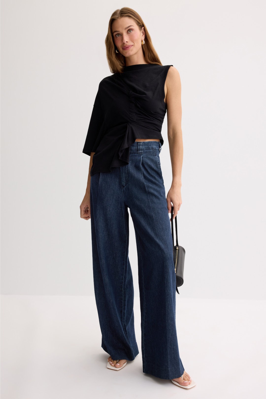Hepburn Wide Leg Pleated Jeans