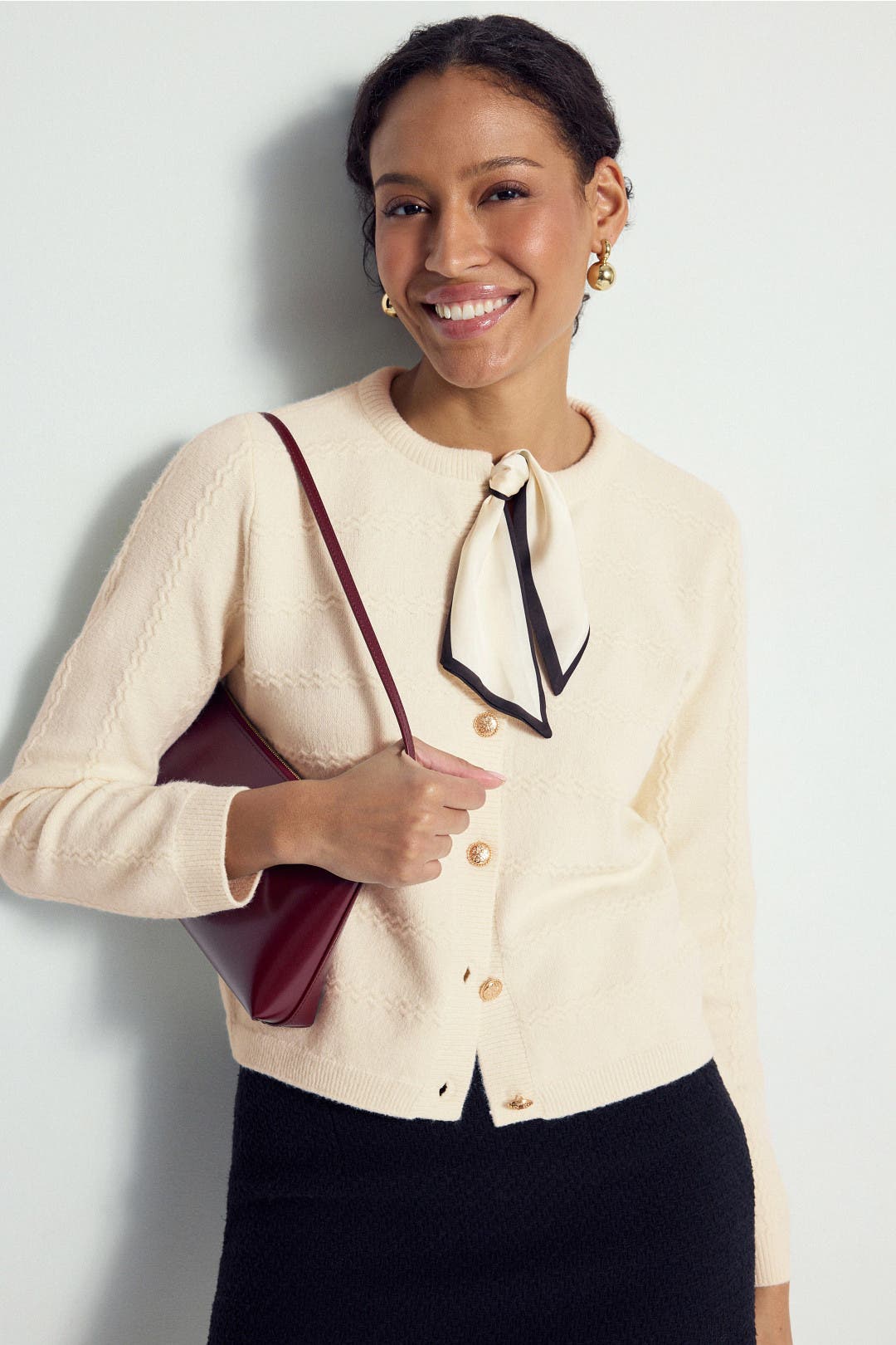 ９日迄値下げ！チェスティ Jacquard Scarf Cardigan 白！ Woven Tie Scarf Cardigan by CeCe | Rent the Runway