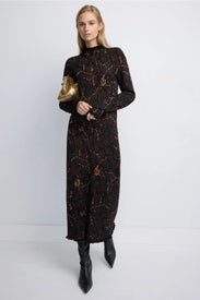 Calloway Sweater Dress by Marie Oliver