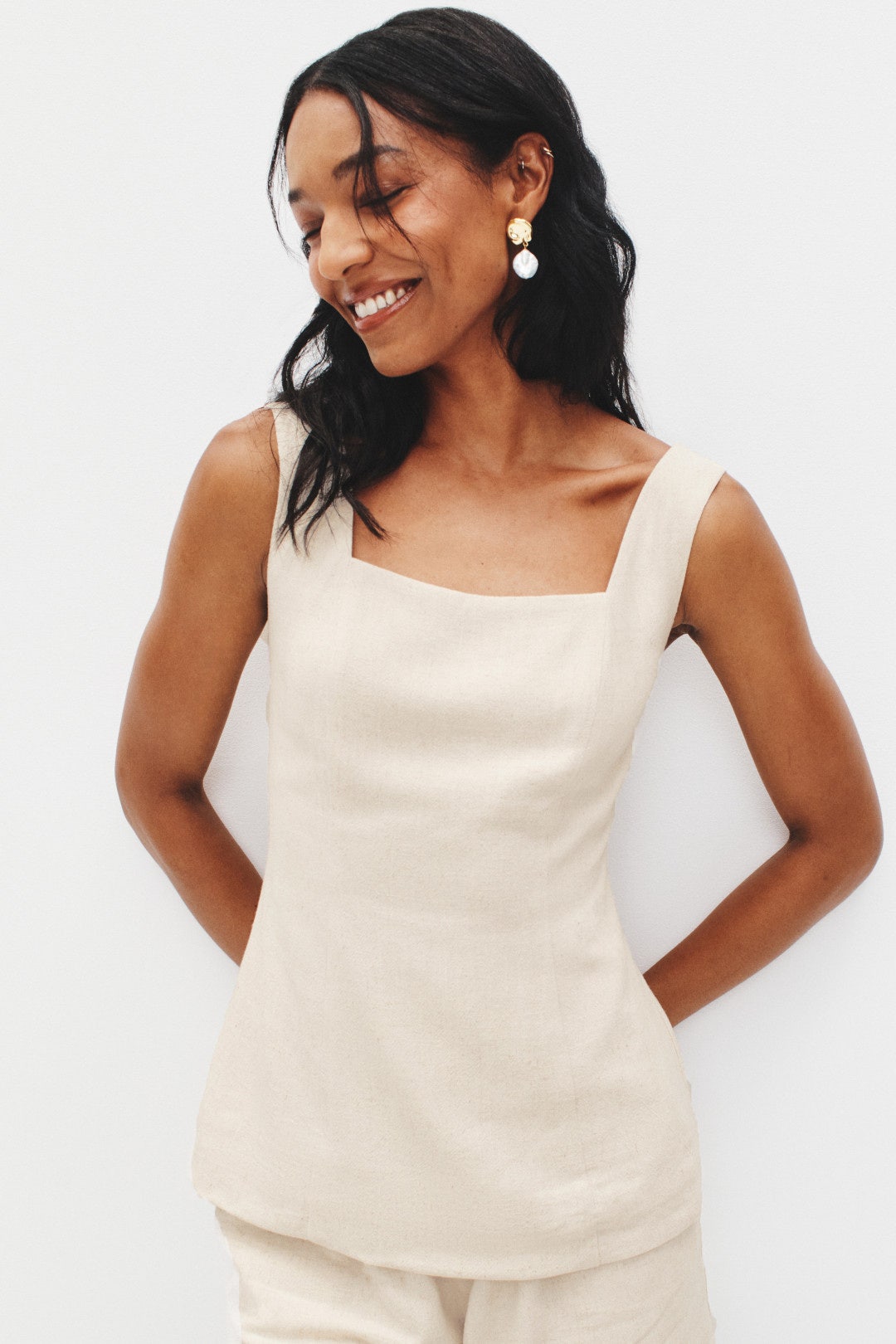 Sleeveless Linen Square Neck Top by Moon River 0
