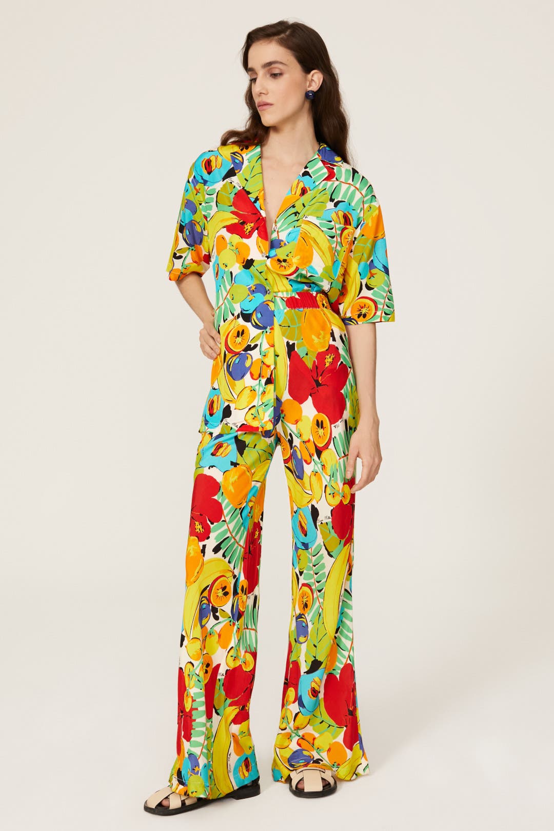 【関税込み】SIMONMILLER グリーン Veda ラウンジパンツ Veda Pant by SIMONMILLER | Rent the Runway