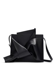 Black Shoulder Bow Bag by No. 21 Handbags