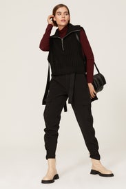 Hafjell Knit Bib by Holzweiler