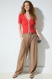 Red V-Neck Short Sleeve Cardigan by Toccin