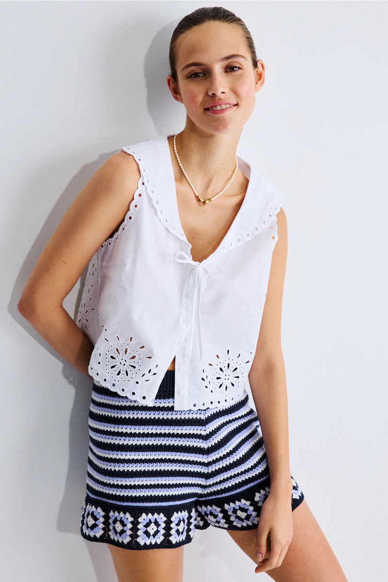 Stripe Crochet Scalloped Shorts by CeCe - Photo 0