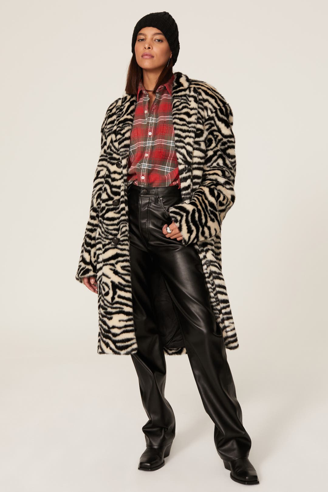 〜1/5特別価格【新品未使用】Faux Fur Reversible Coat Supreme Faux Fur Reversible MA-1 (FW22) - $398