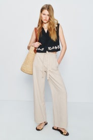 Rory Relaxed Jeans by LE JEAN