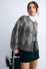 Sasi Checkered Cardigan by Gestuz