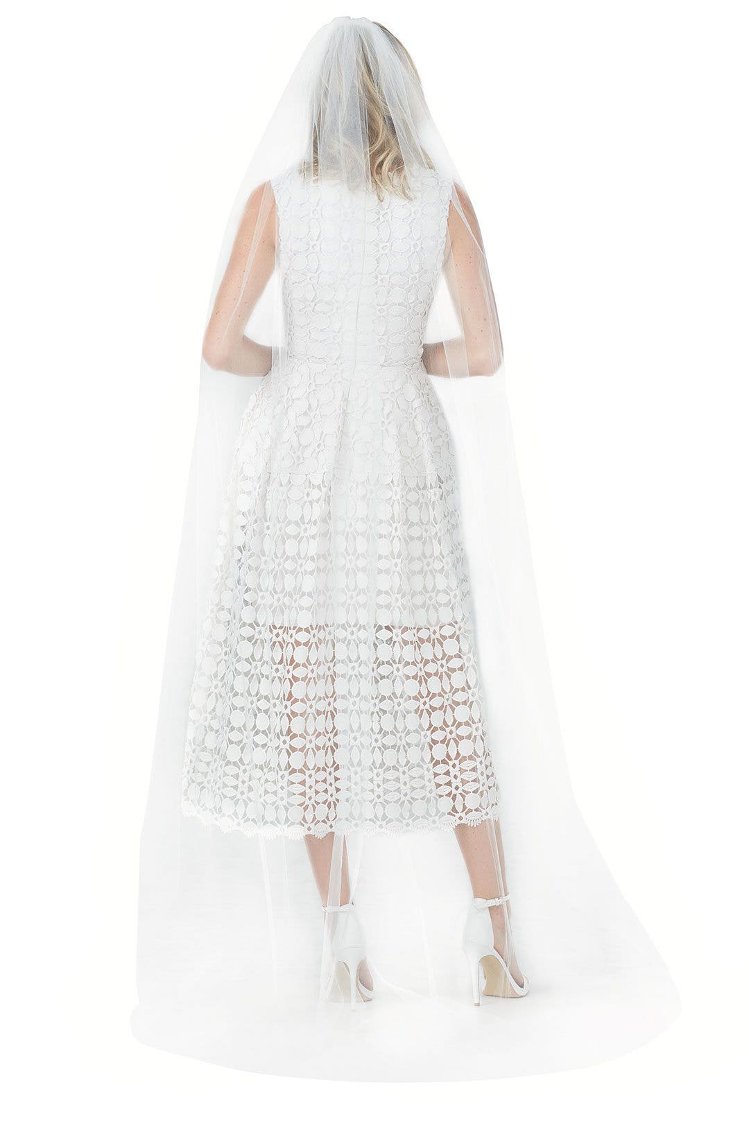 Light Ivory Raw Edge Veil by Ever by Happily Ever Borrowed