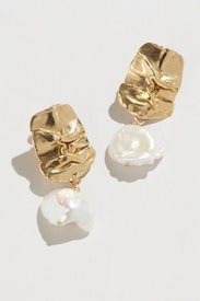 Pearl Drop Earrings by Odette New York