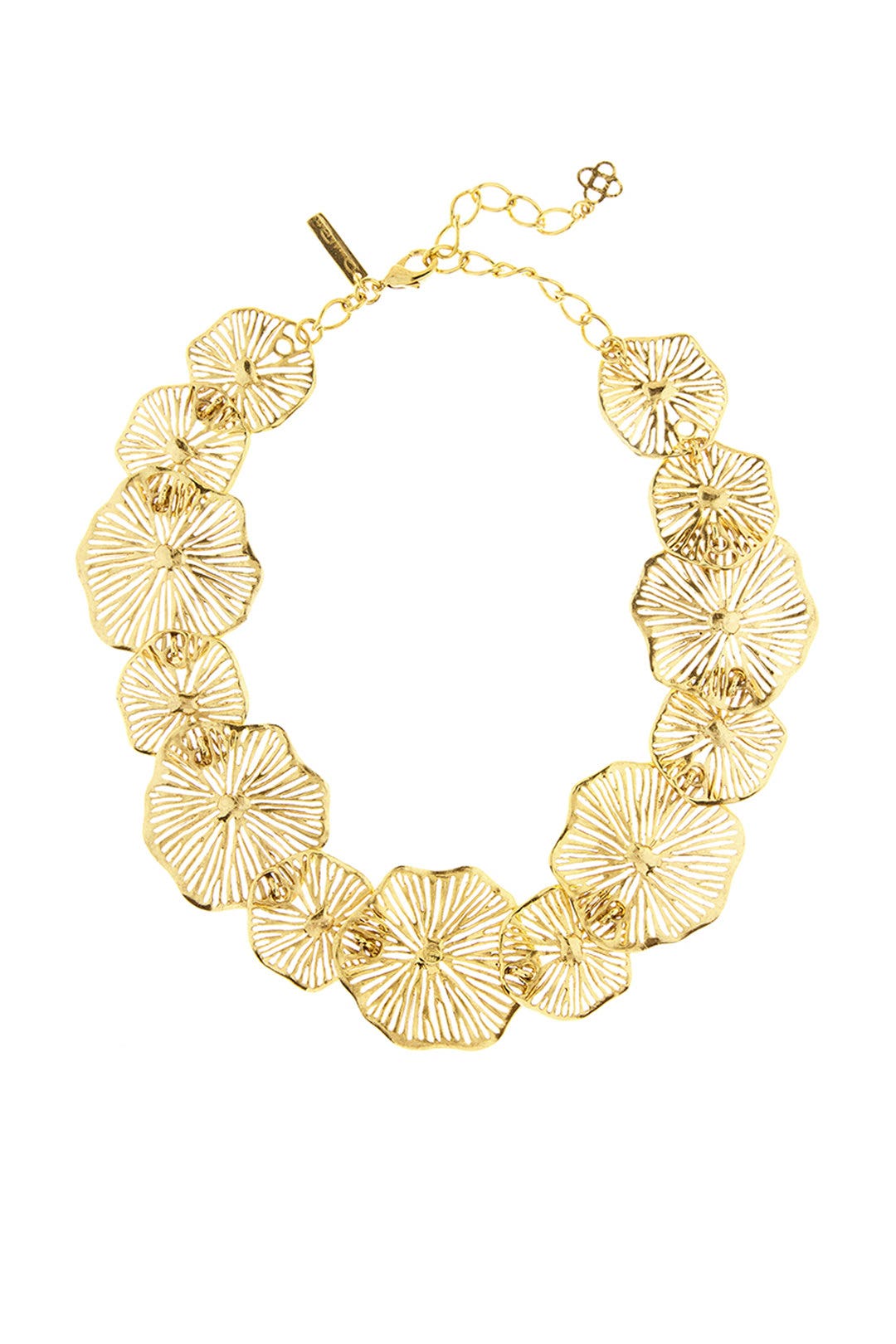Coral Lace Necklace by Oscar de la Renta