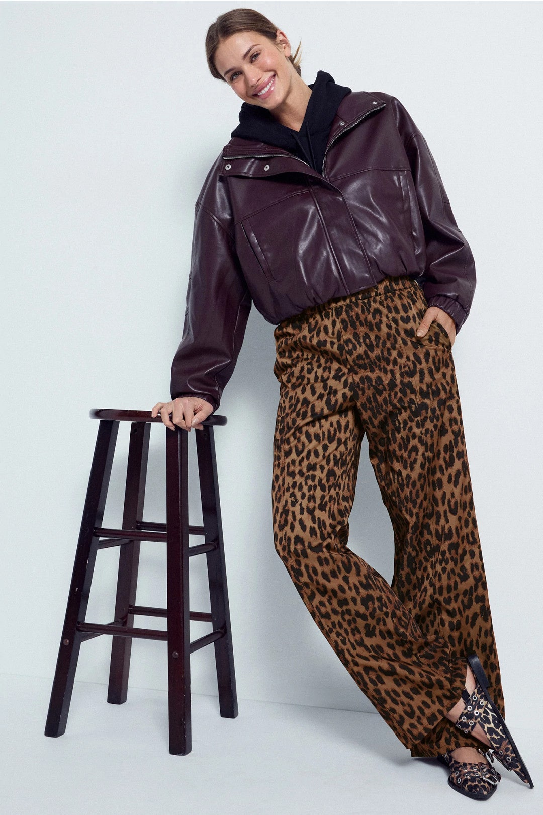 Nivia Parachute Cheetah Print Pants by Baum und Pferdgarten 0