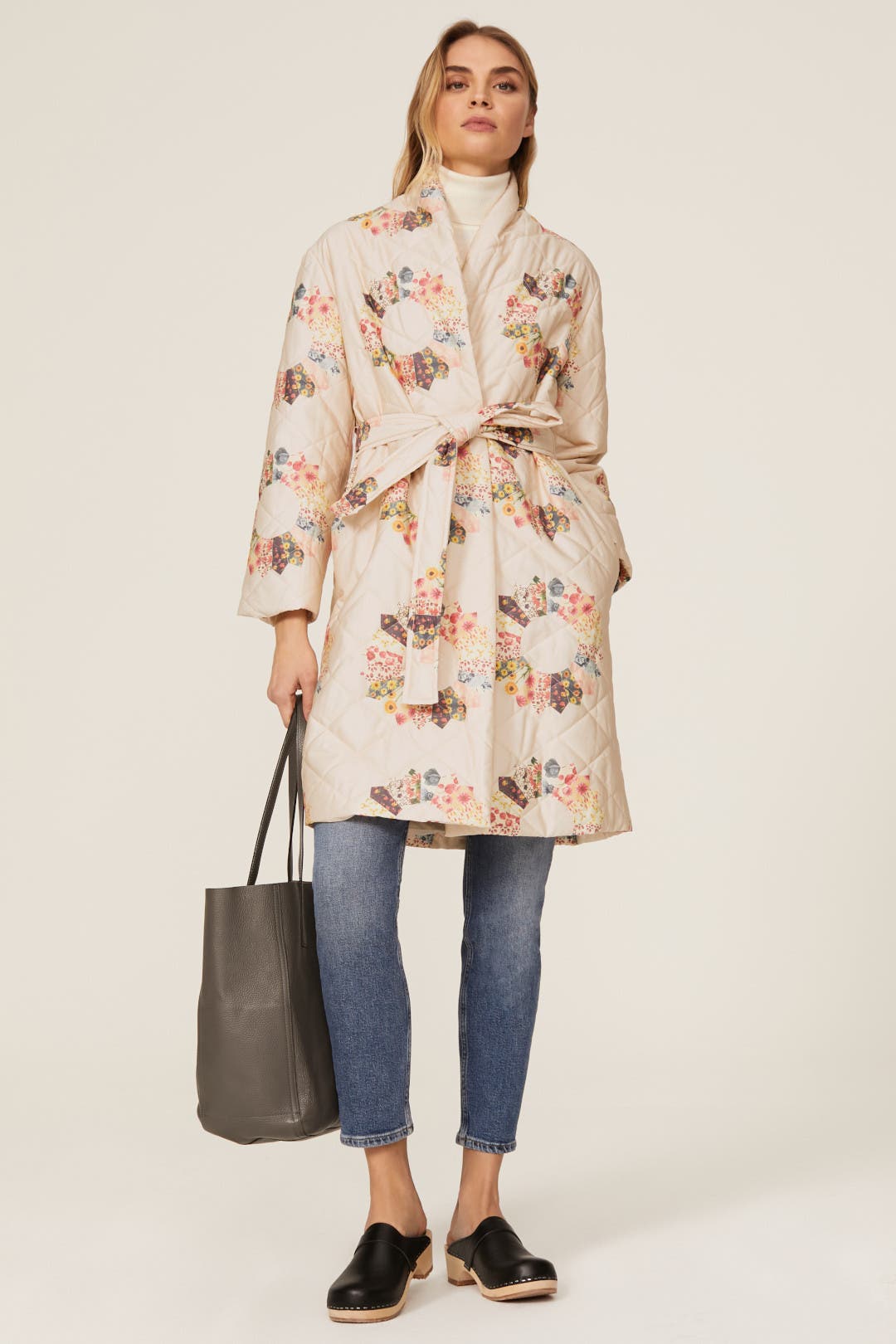 CHLOE クロエBlanket Coat in Graphic Wool Chloé's Blanket Coat - StyleChile | Life, Styled