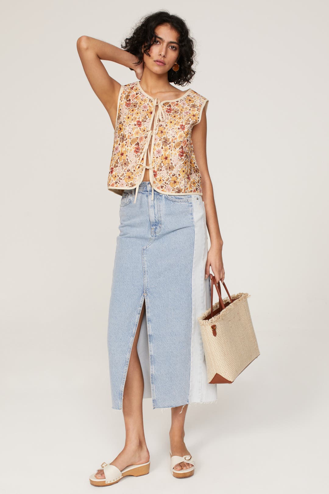 Madewell Reversible Tie-Front Vest Top in Flora Field Yellow-multicolored-print