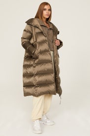 Payton Puffer Coat by Varley