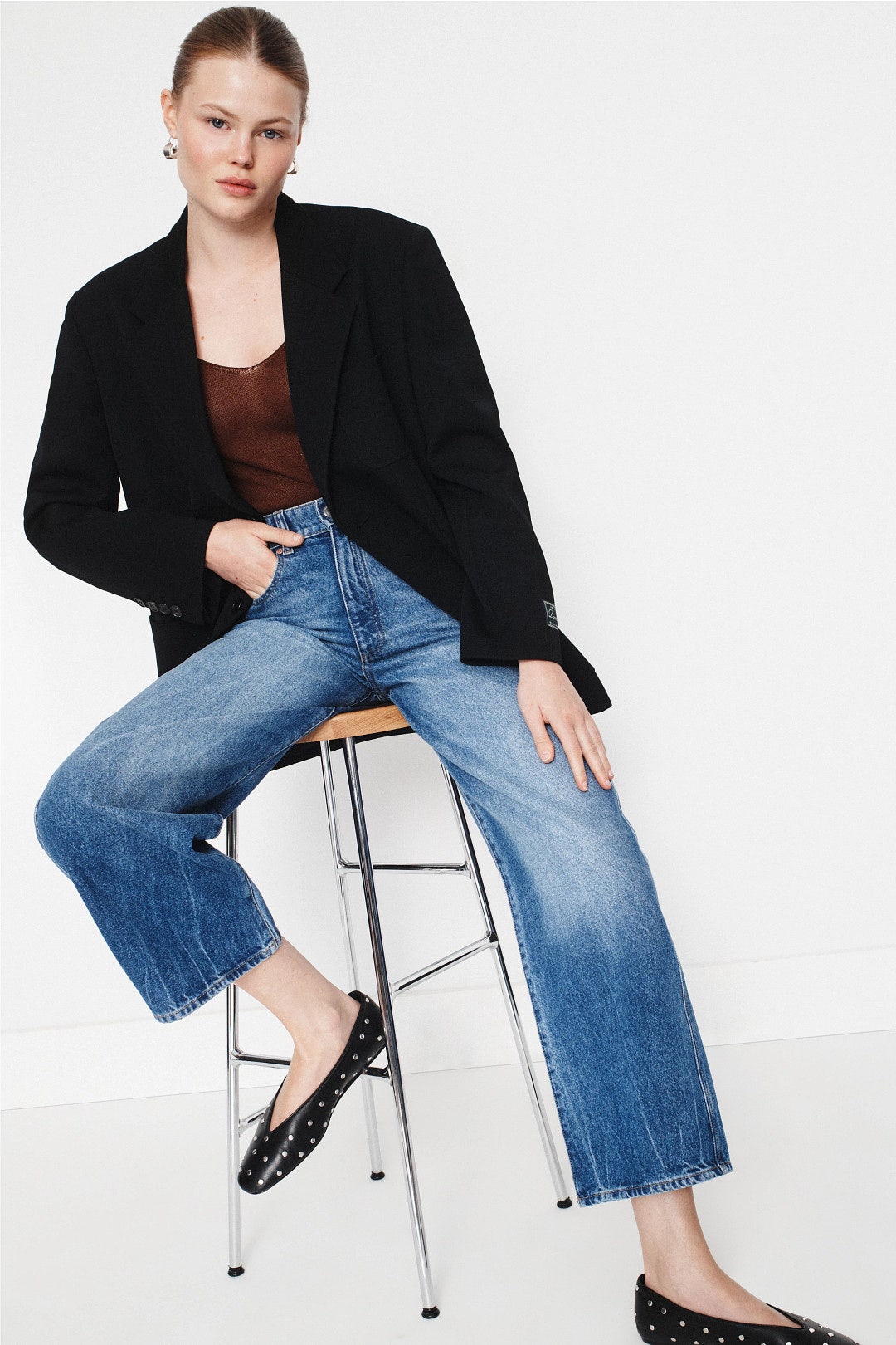 Taylor Medium Blue Relaxed Barrel Jeans by DL1961 0