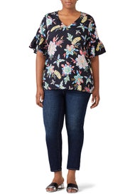 Black Floral Short Sleeve Top by JUNAROSE