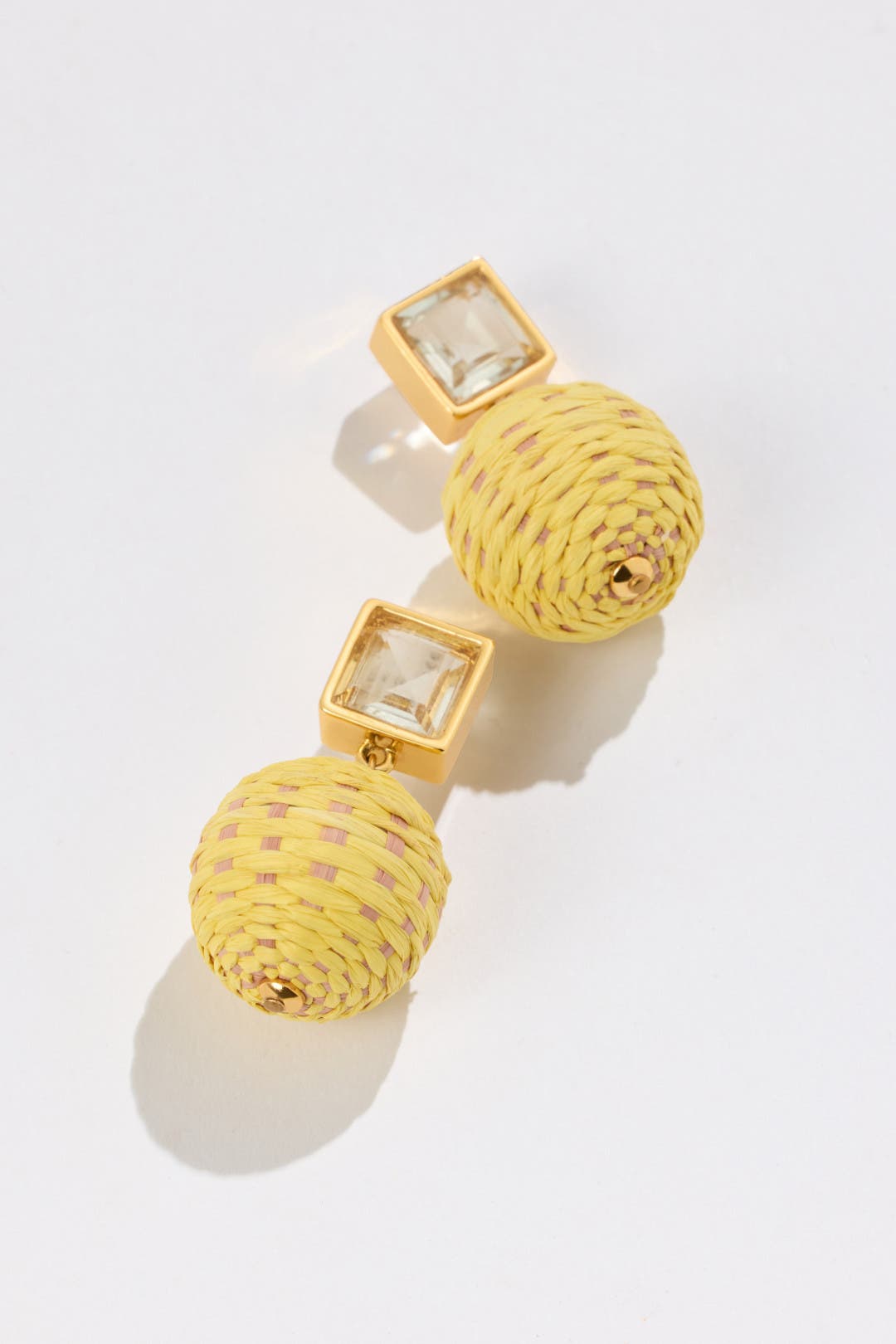 【Lizzie Fortunato】カドドロップピアス イエロー 花 Paradiso Earrings by Lizzie Fortunato | Rent the Runway
