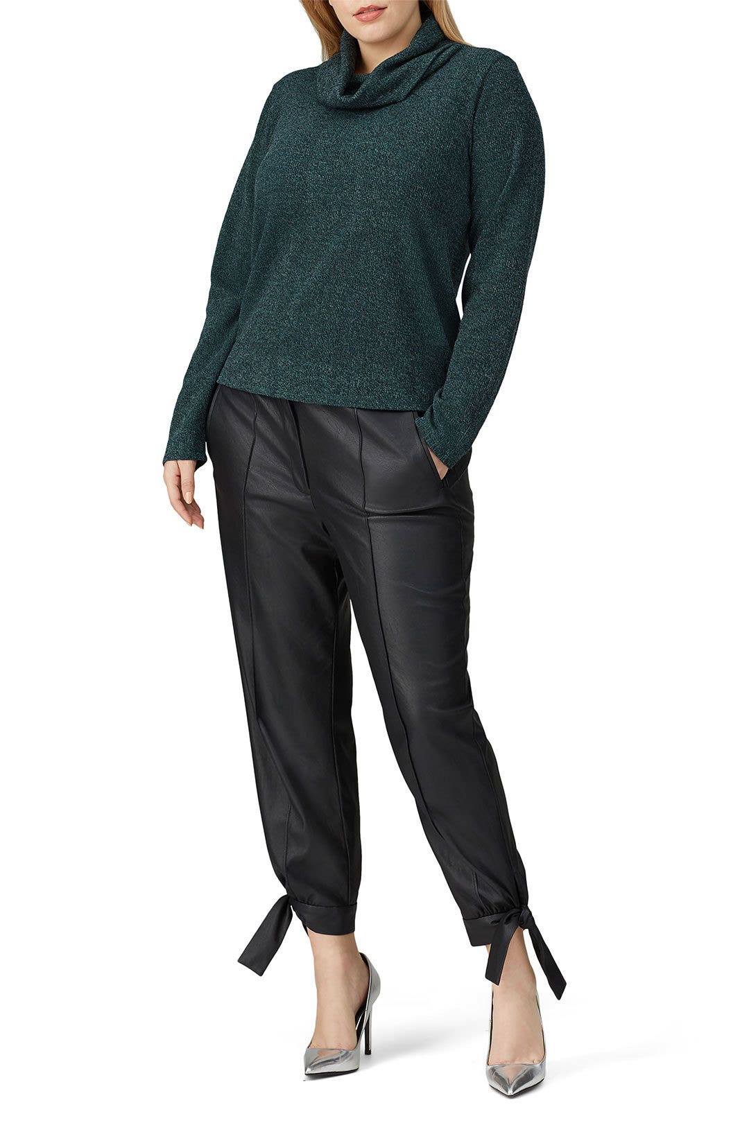 Anvers Chunky Turtleneck by B Collection by Bobeau 4