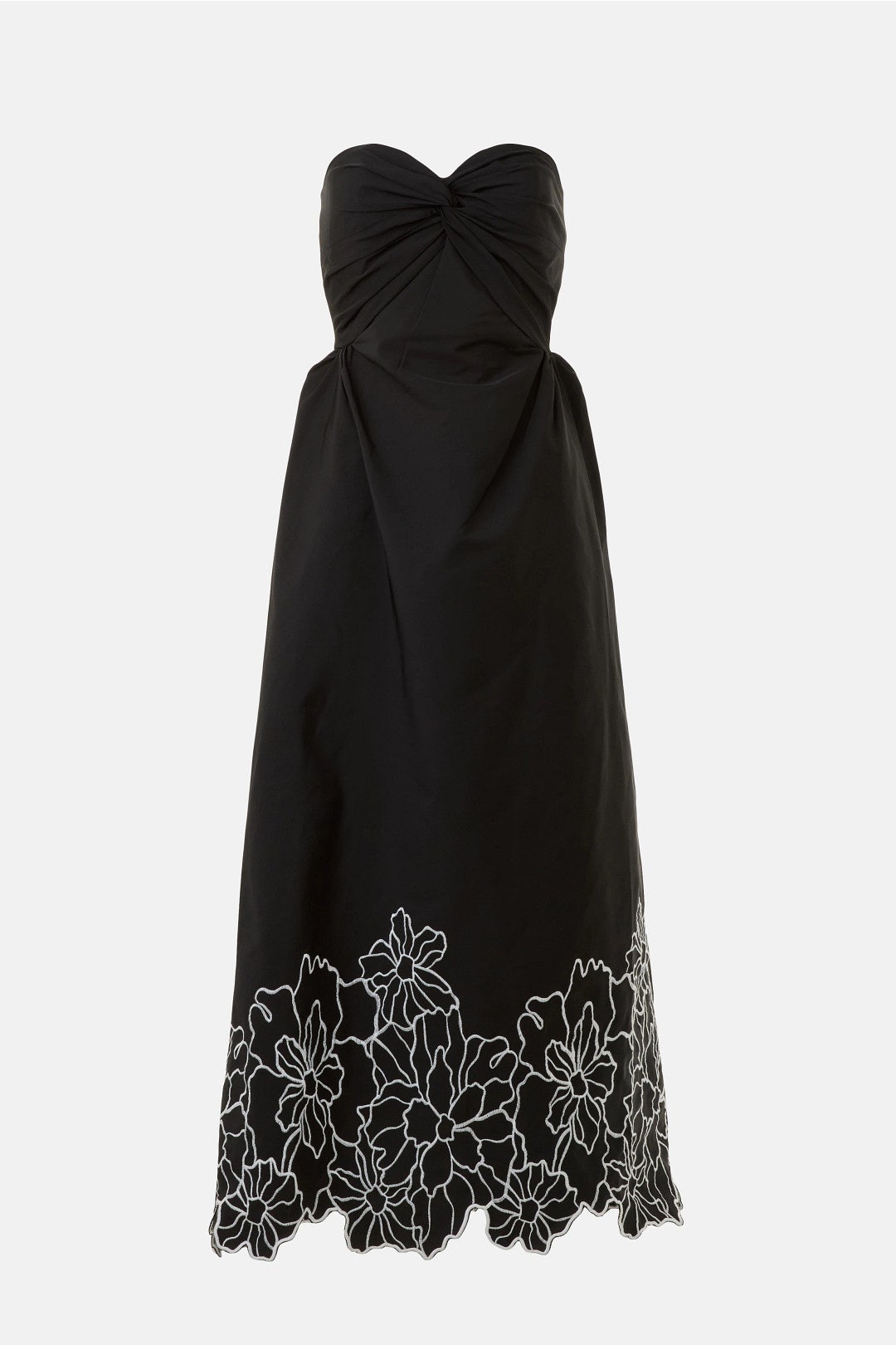 black dress with white roses nicolefeliciacouture have so many cute and pretty dresses it's insane! They  have pretty simplistic yet in the same time interesting pieces, all in the  lines of basic garments but elevated with intriguing