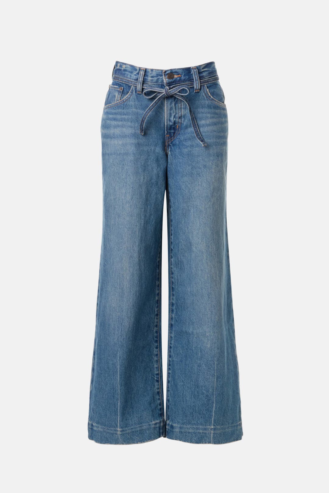 Medium Wash XL Straight Women's Jeans by Levi's | Rent the Runway