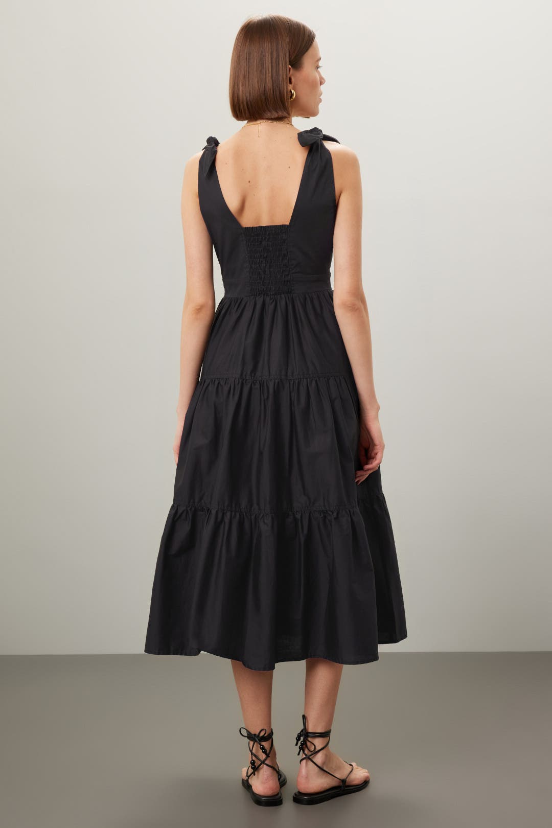 Masa.Tさま専用　DRESSTIRIOR 新品未使用　定価52800 Tie Shoulder Tiered Dress by Derek Lam 10 Crosby x RTR | Rent the