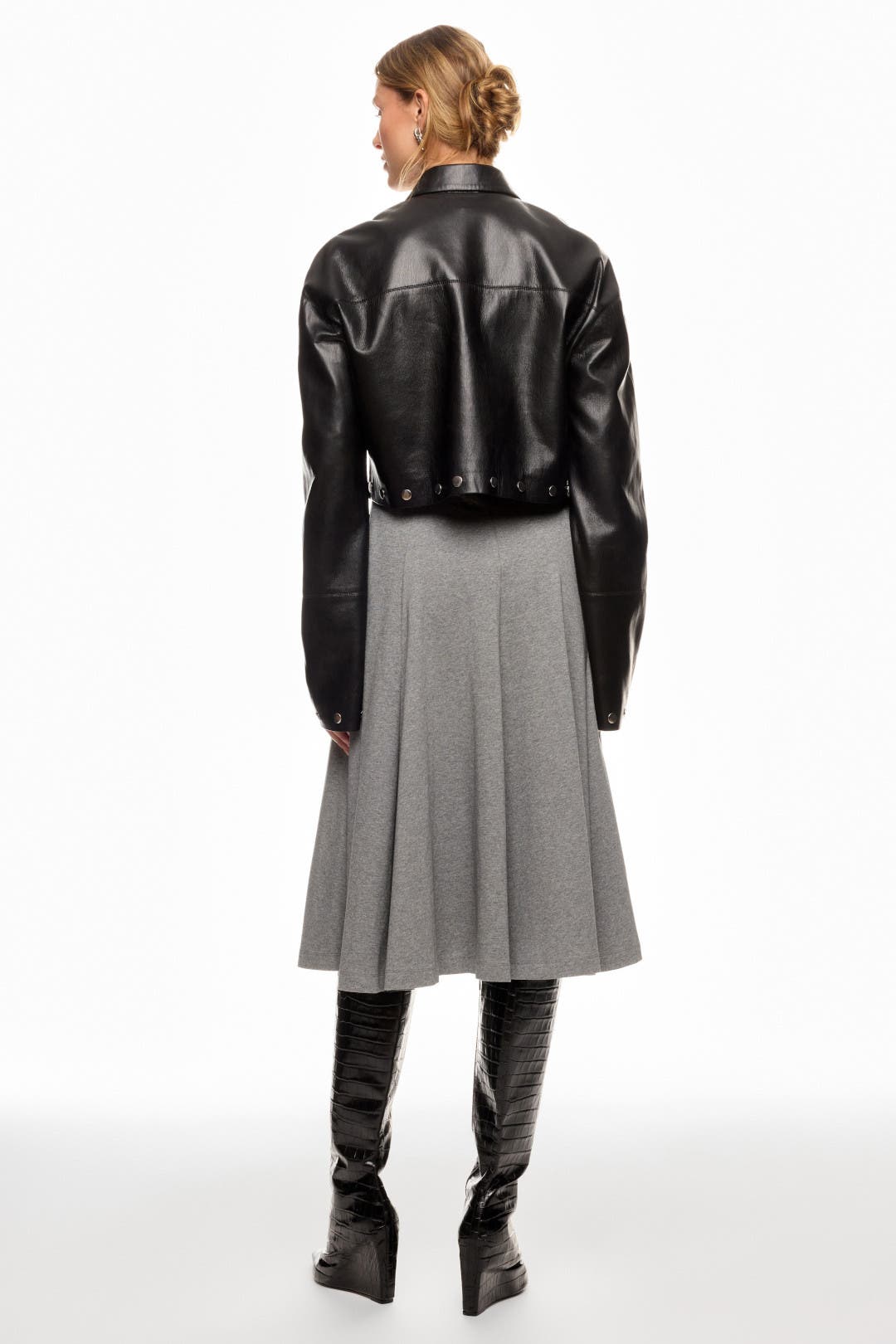 レザージャケット・コート nanushka Black synthetic leather Kassie shirt Nanushka Black Synthetic Leather Kassie Shirt | ModeSens