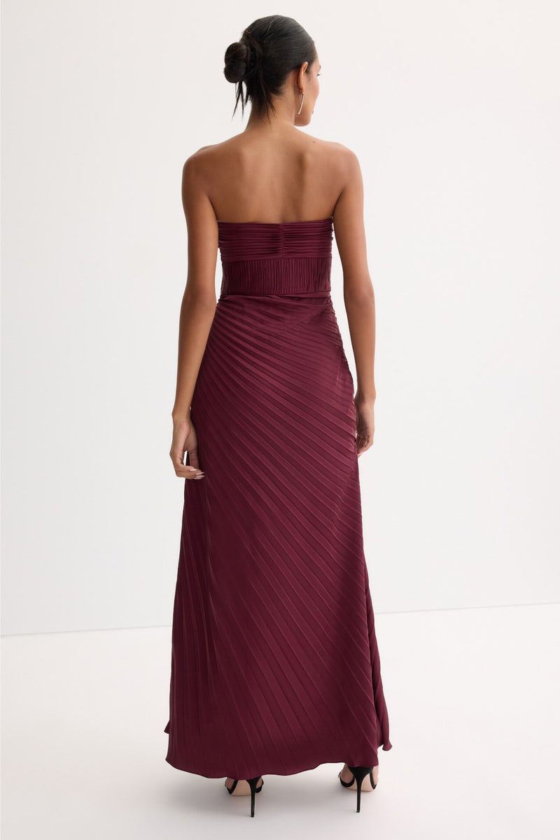 Joyceann Sweetheart Gown by AMUR - Photo 2