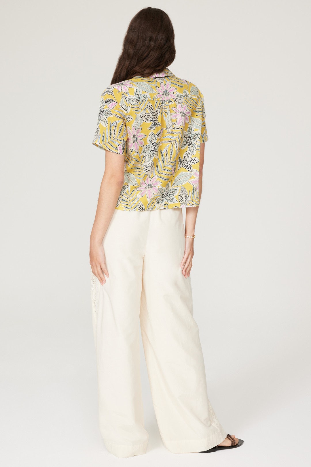 Bamboo Floral Lucy Resort Shirt by Marine Layer 2