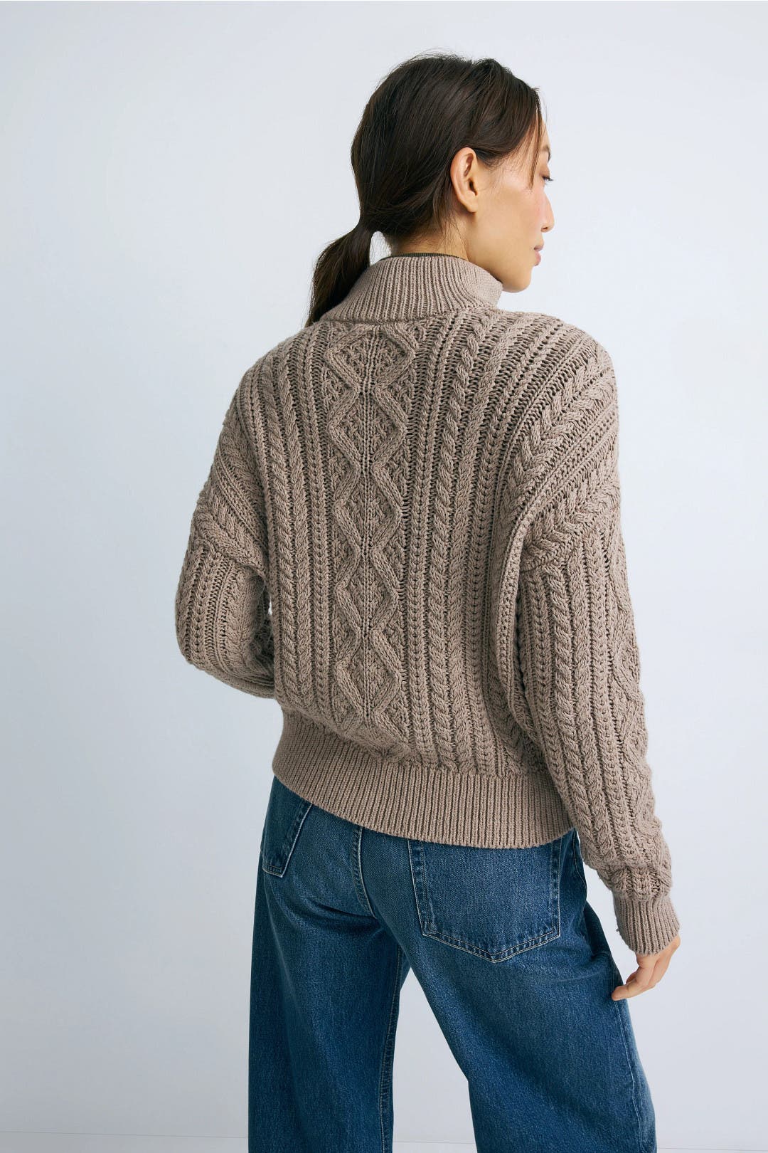 louren cable knit bustier ダークグレー Charcoal Washed Cotton Cable Knit Pullover Sweater | Lime Lush