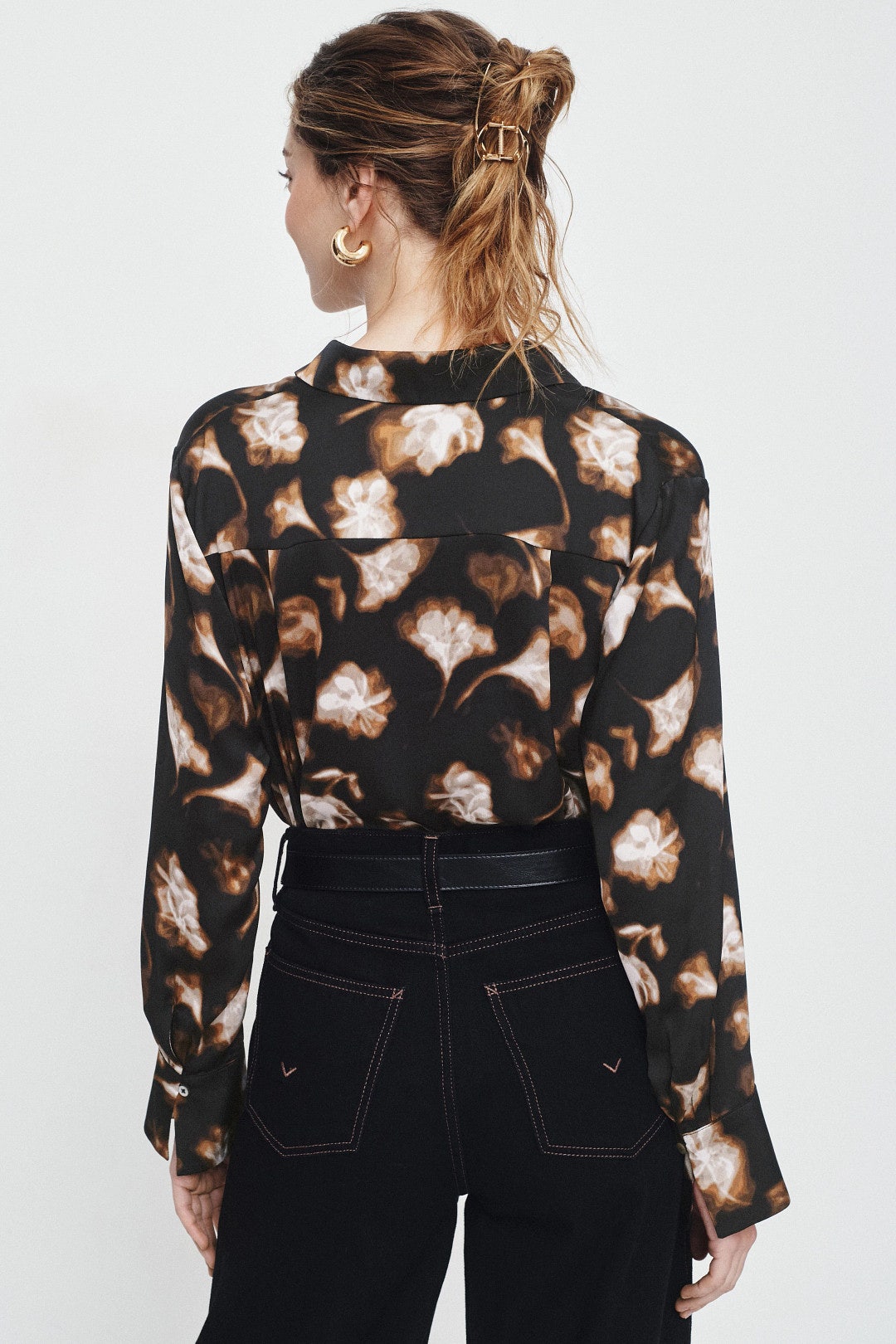 Golden Ginko Popover Shirt by NIC + ZOE 2