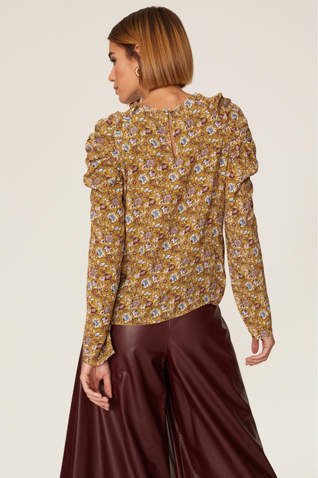 Carrie Puff Shoulder Top by Rebecca Minkoff | Rent the Runway