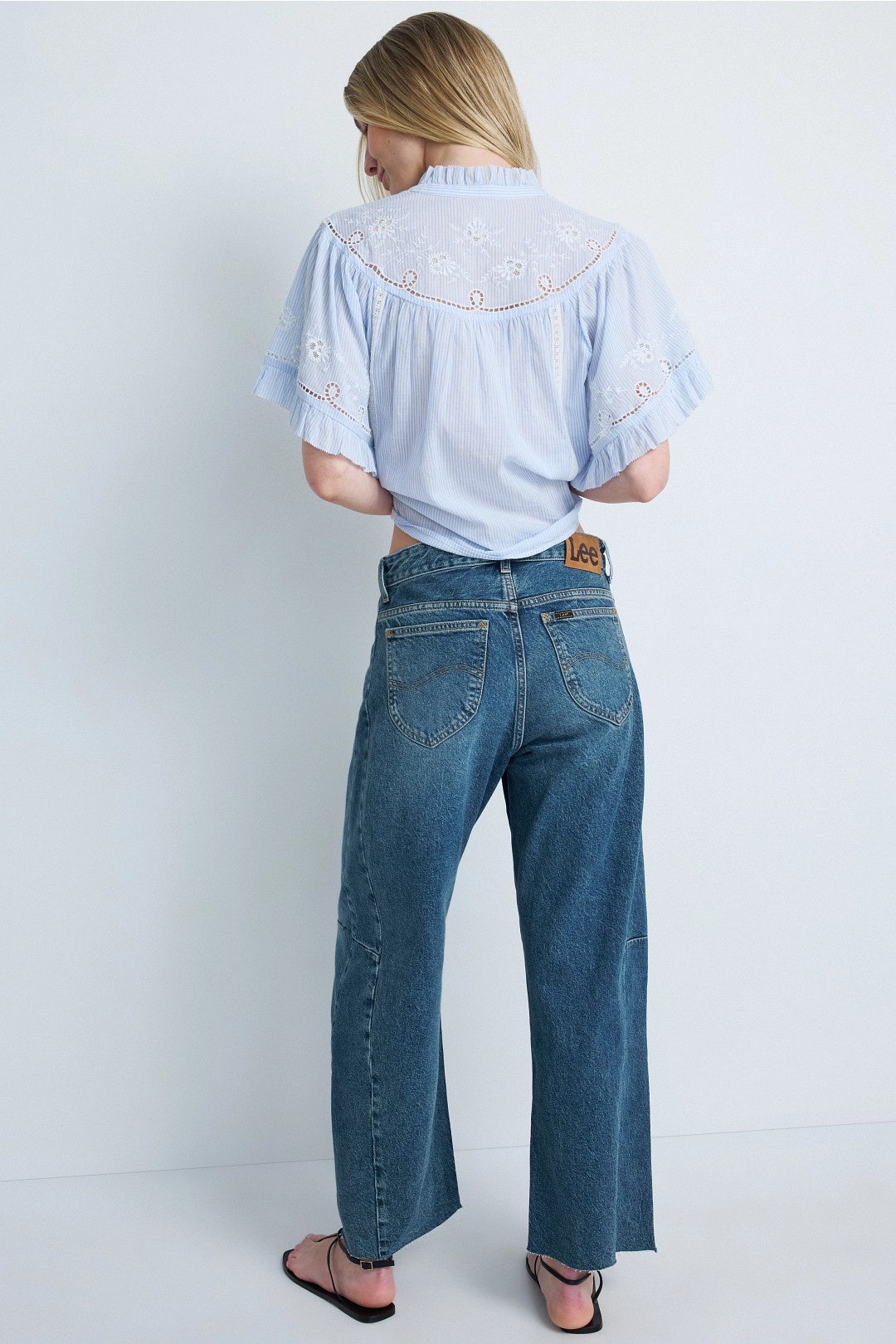 Rider Low Slung Barrel Jean by LEE 2