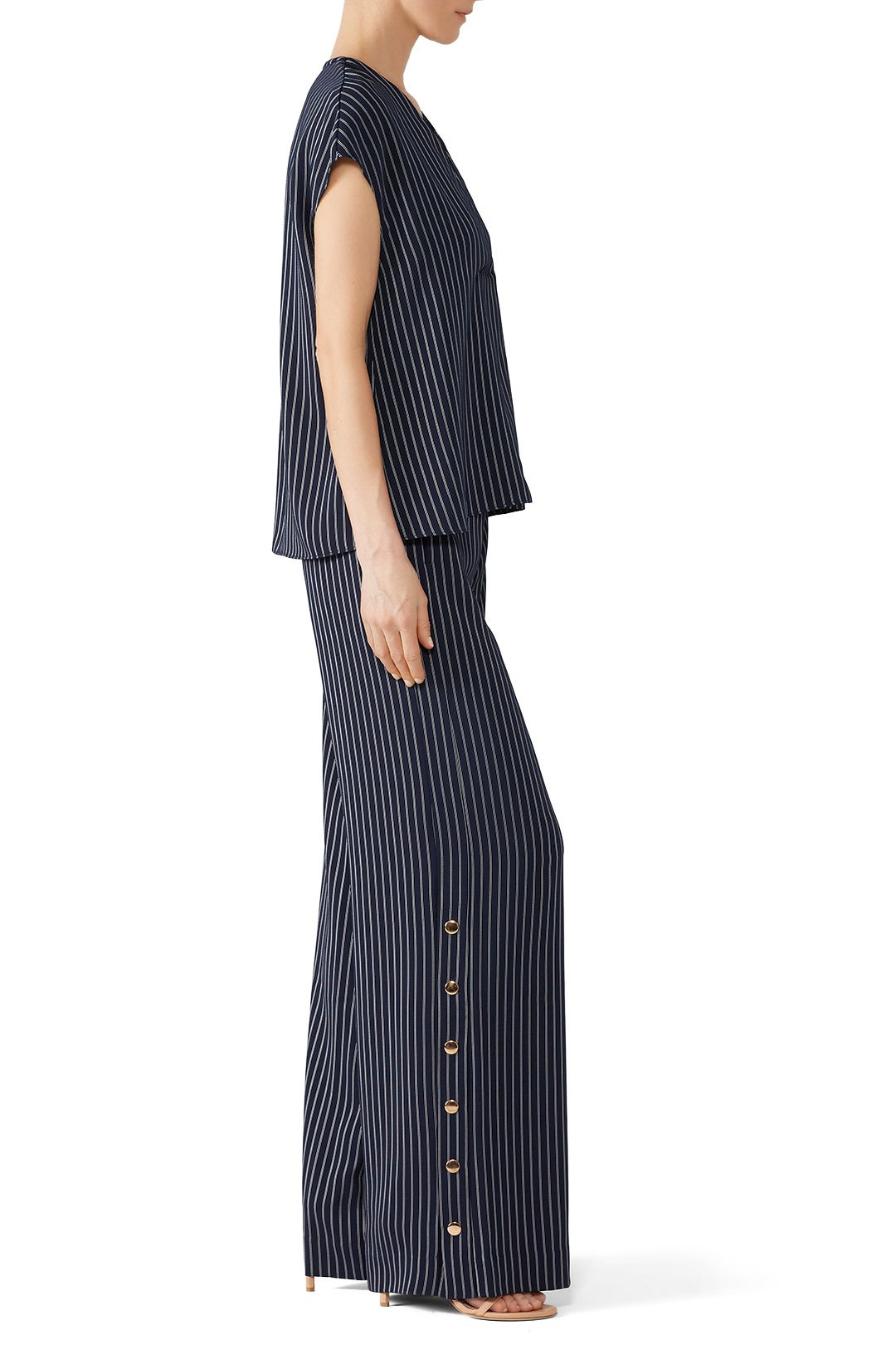 V-Neck Popover Top by RACHEL ROY COLLECTION 2