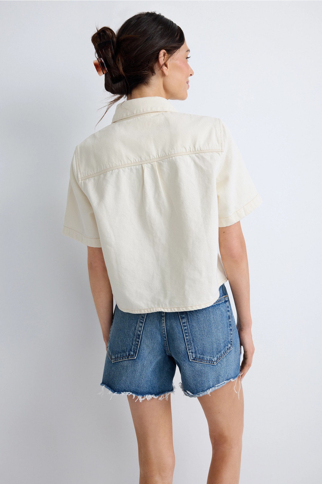 Logan Short Sleeve Denim Shirt by Levi's 1