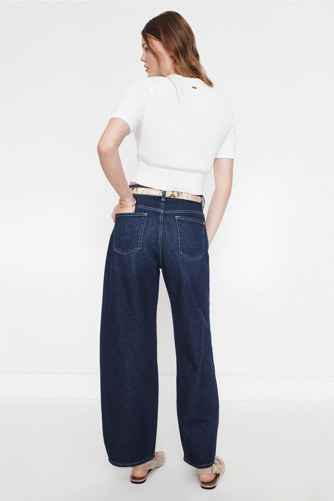 Bonnie Curvilinear Barrel Jeans by 7 For All Mankind 2