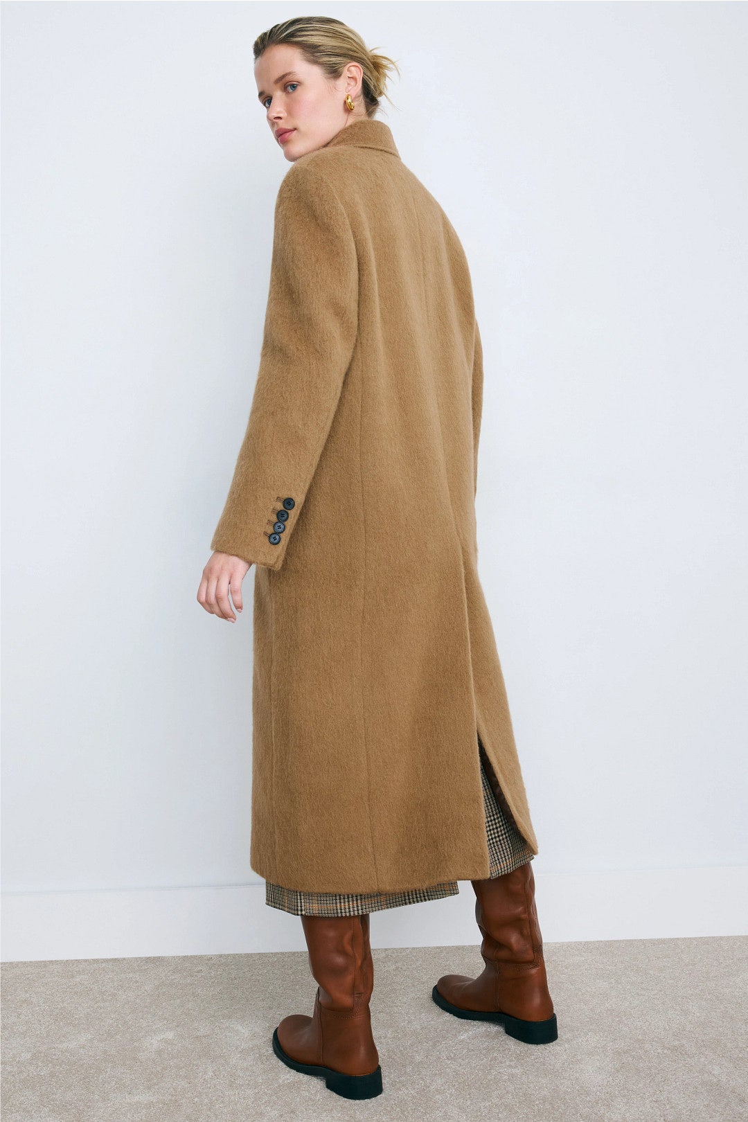 Tailored Double Breast Wool Coat by DUNST 2