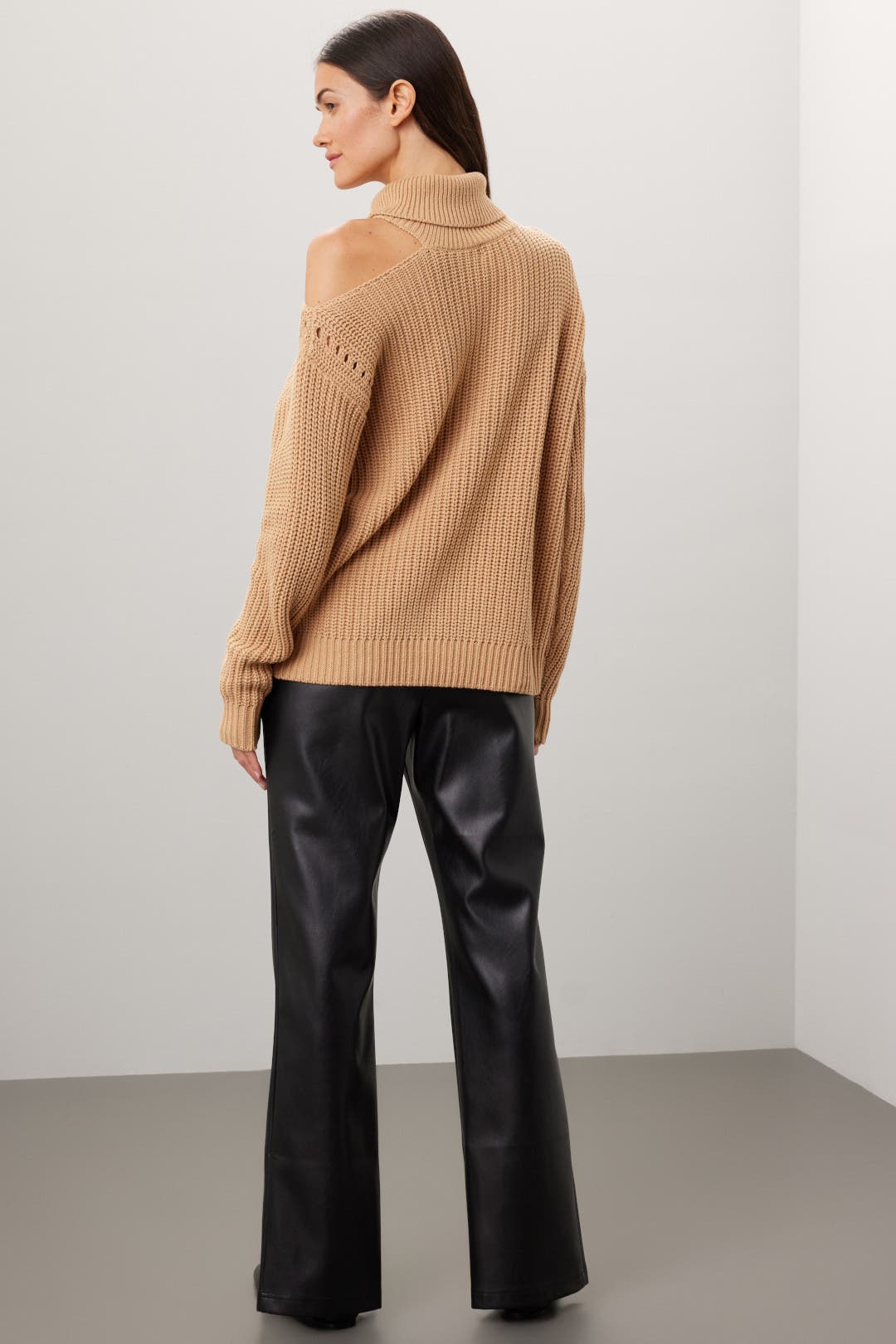 louren タートルネック　キャメル Pierrot リブタートルネックニット （杢キャメルベージュ