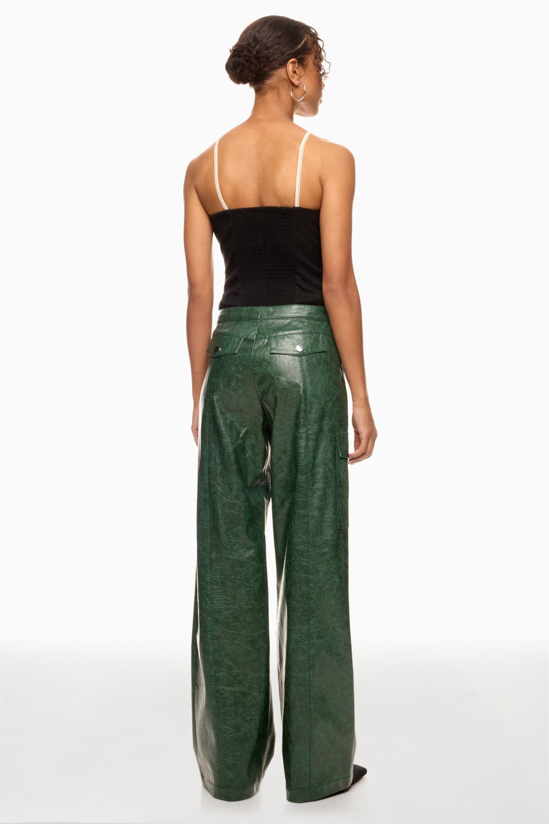 【PORTERNA】Cleese Trousers Green Faux Leather Utility Pants by Baum und Pferdgarten