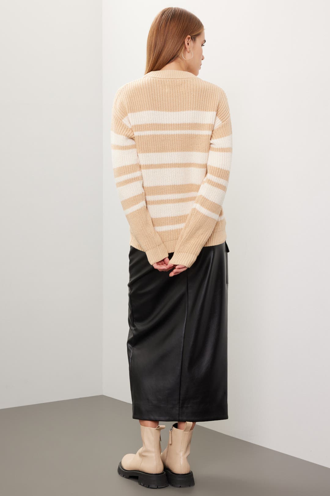 opening ceremonyニット Destination Hand Knit Sweater by Opening Ceremony | Rent the Runway