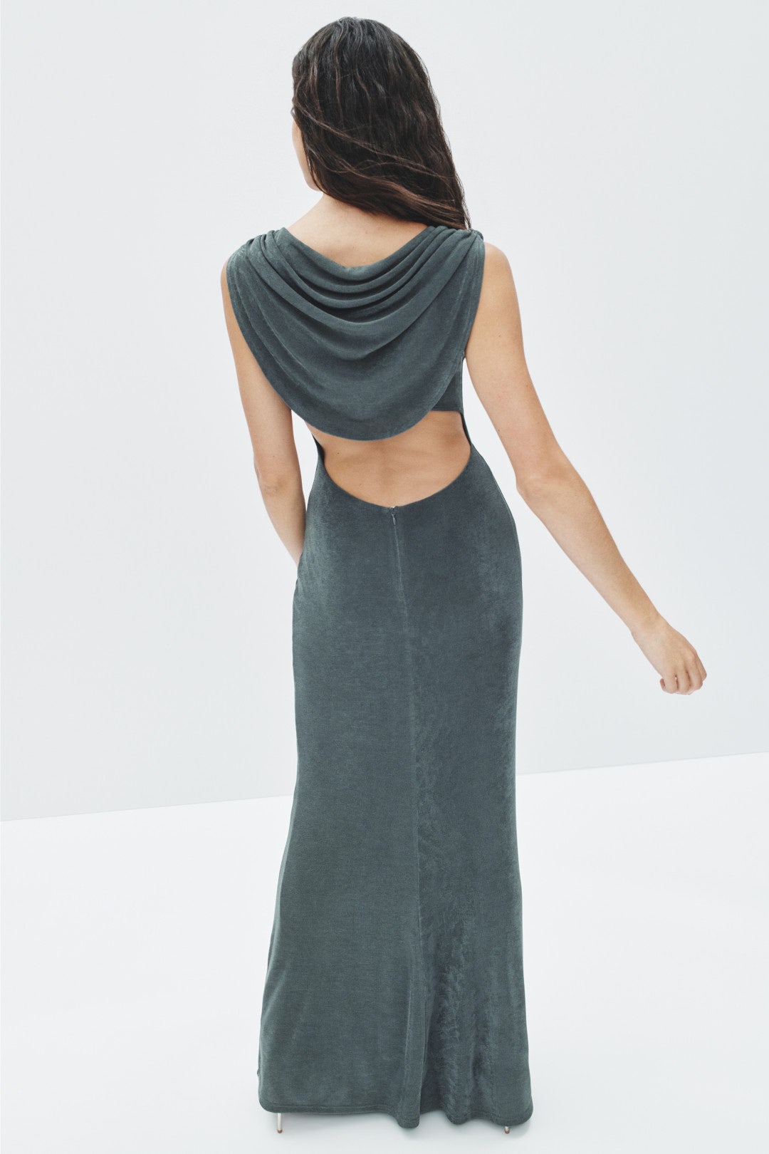 Marjori Gown by TOJHÀ 2